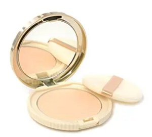 石鹸で落とせるファンデーション キャンメイク