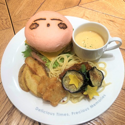 カービィバーガー＆ミートパスタ 温野菜のせ