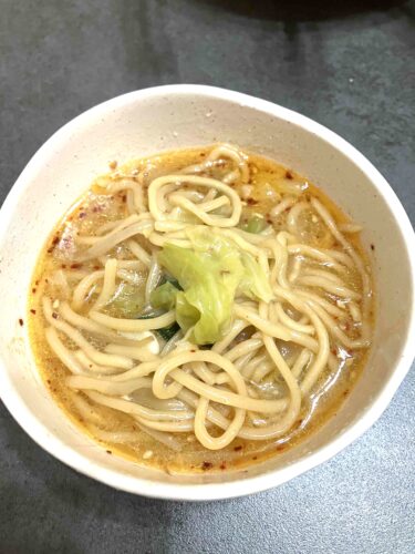 京もつ鍋亀八ラーメン