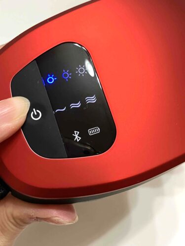 NIPLUX(ニップラックス)EYE RELAX電源ボタン